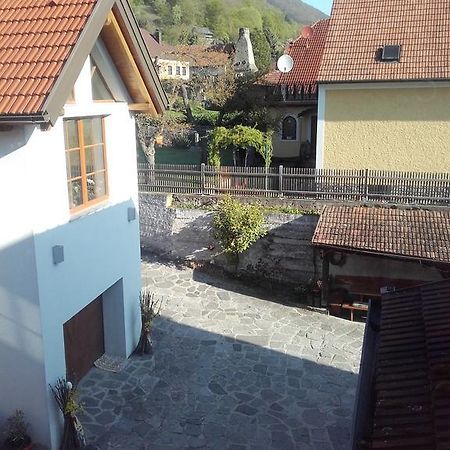 Gaestehaus Schuetz Spitz an der Donau Εξωτερικό φωτογραφία